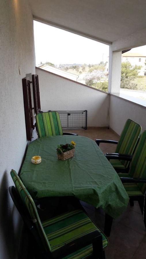 Apartments And Rooms Ana Pomer 217 Esterno foto