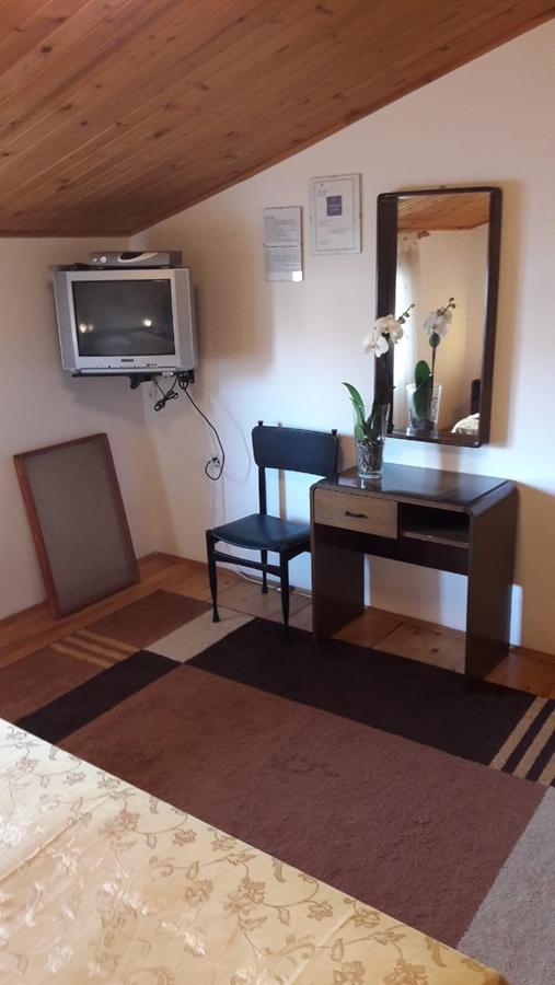 Apartments And Rooms Ana Pomer 217 Esterno foto